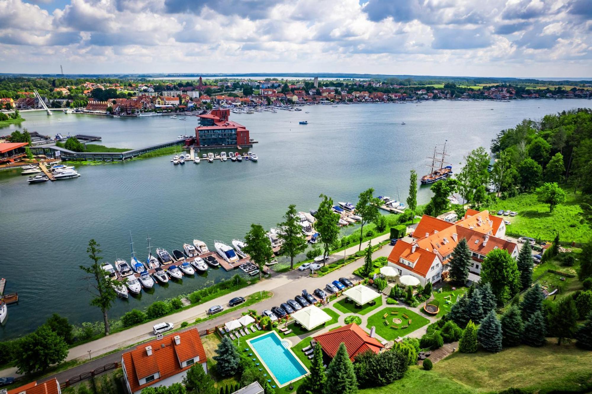 Amax Boutique Hotel Миколайки Экстерьер фото